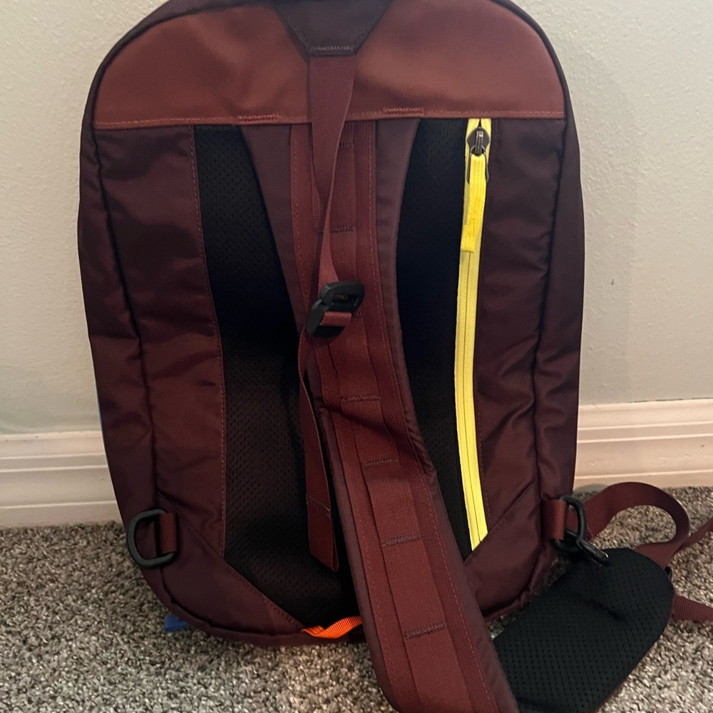 Cotopaxi Chasqui 13L Sling-Cada Dia - Picture 2 of 3